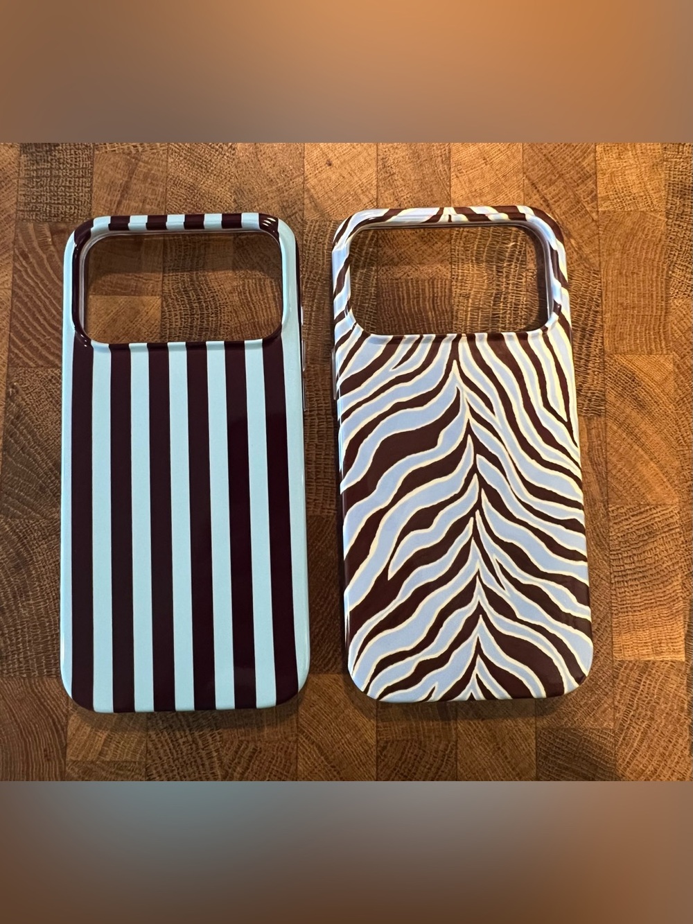 Set of 2 new Casely iPhone 18 pro max (fits 17 pro max too)